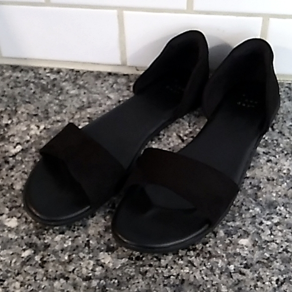 a new day Shoes - A New Day Black Slip On Flats. Size 8